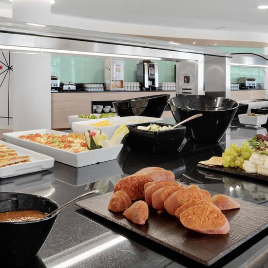 Buffet restaurant Palmanova Suites by TRH Hotel Magaluf